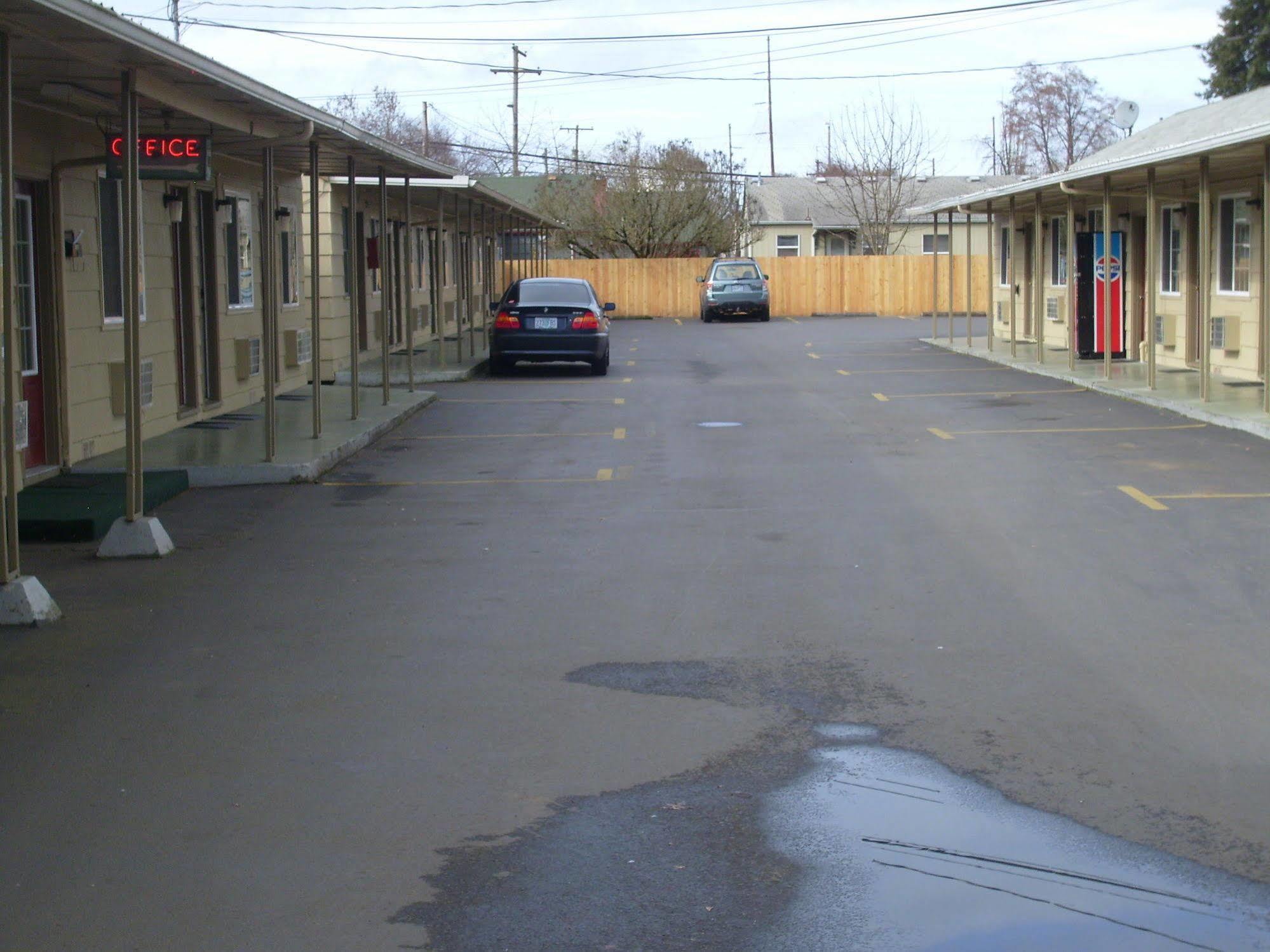 Cascade City Center Motel Lebanon Exterior foto